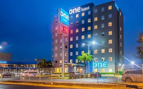 Hotel One Aeropuerto Monterrey